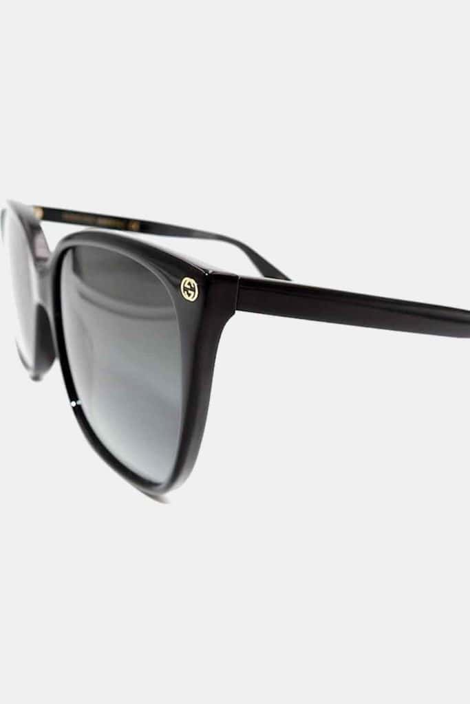 Coastal Glasses Gucci Black Sunglasses