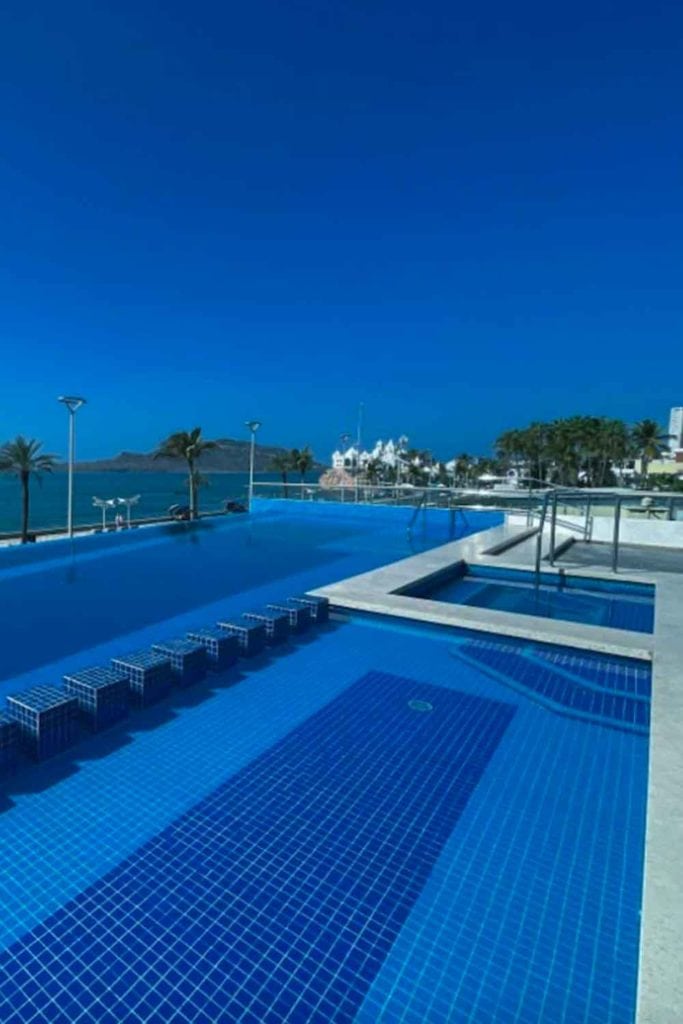 Mazatlan Resorts Varali Grand Hotel Pool