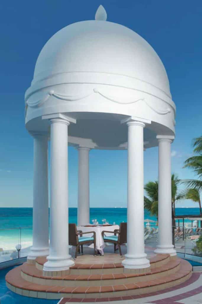 Beach Hotels In Cancun Riu Palace Las Americas Gazebo