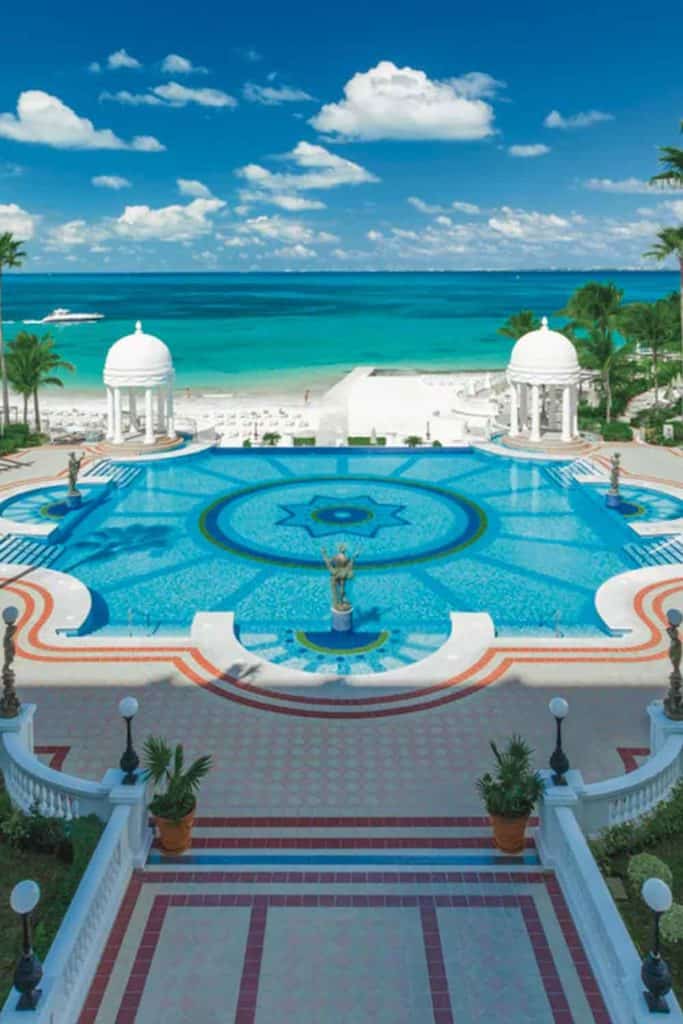 Beach Hotels In Cancun Riu Palace Las Americas Pool