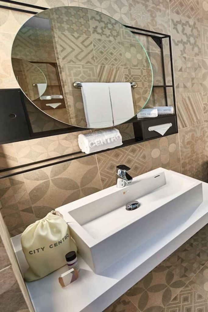 Best Hotels In Oaxaca City Centro Hotel Bathroom