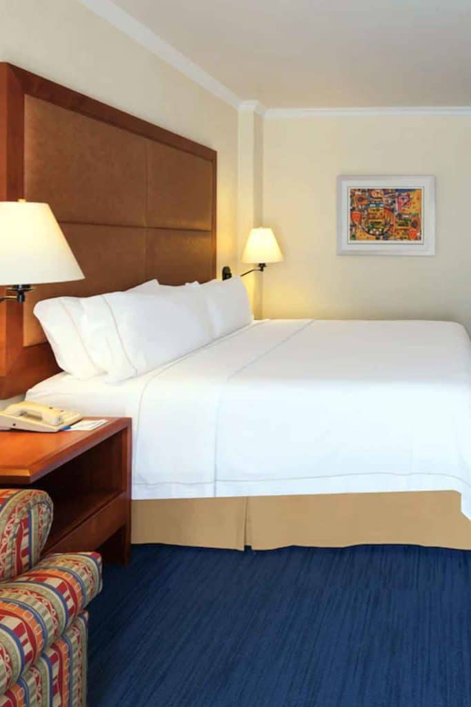 Best Hotels In Oaxaca Holiday Inn Express Oaxaca Room