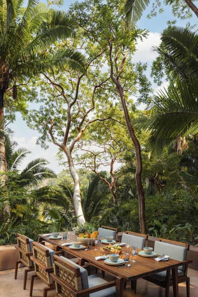 One And Only Mandarina Villa Jaguar Outdoor Dining Area