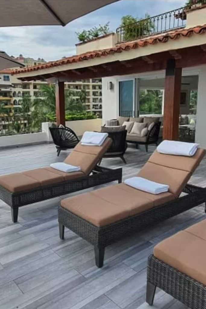 Puerto Vallarta Vacation Rentals Marina Vallarta Condo Sun Loungers