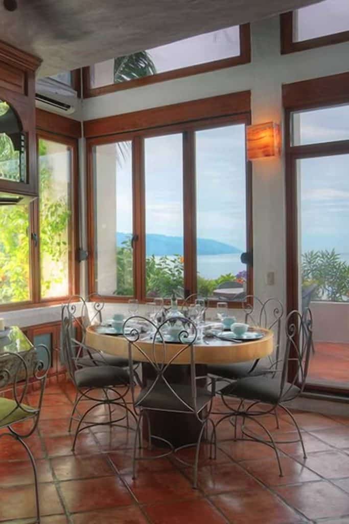 Puerto Vallarta Vacation Rentals Mismaloya Villa Dining