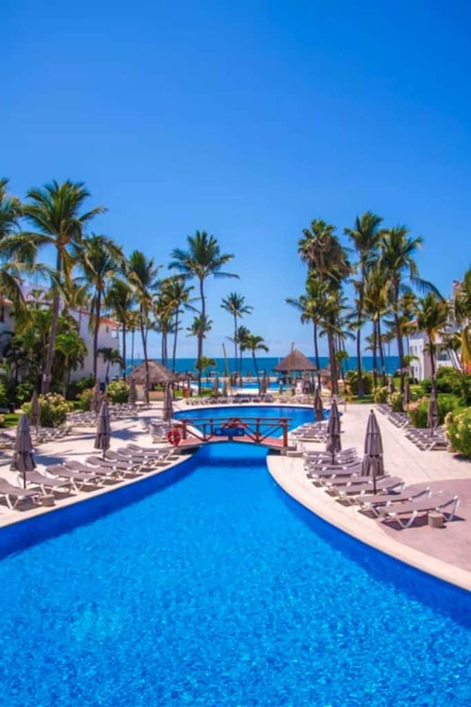 All Inclusive Resorts In Nuevo Vallarta Marival Emotions Resort Pool