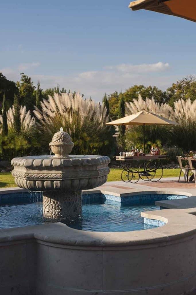 Rosewood Mexico San Miguel Restaurant Fountain